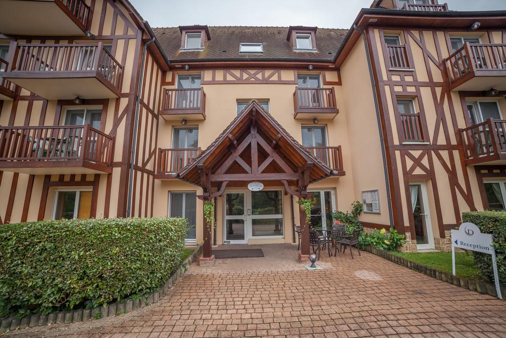 Karma Manoir Des Deux Amants Aparthotel Connelles Exterior photo