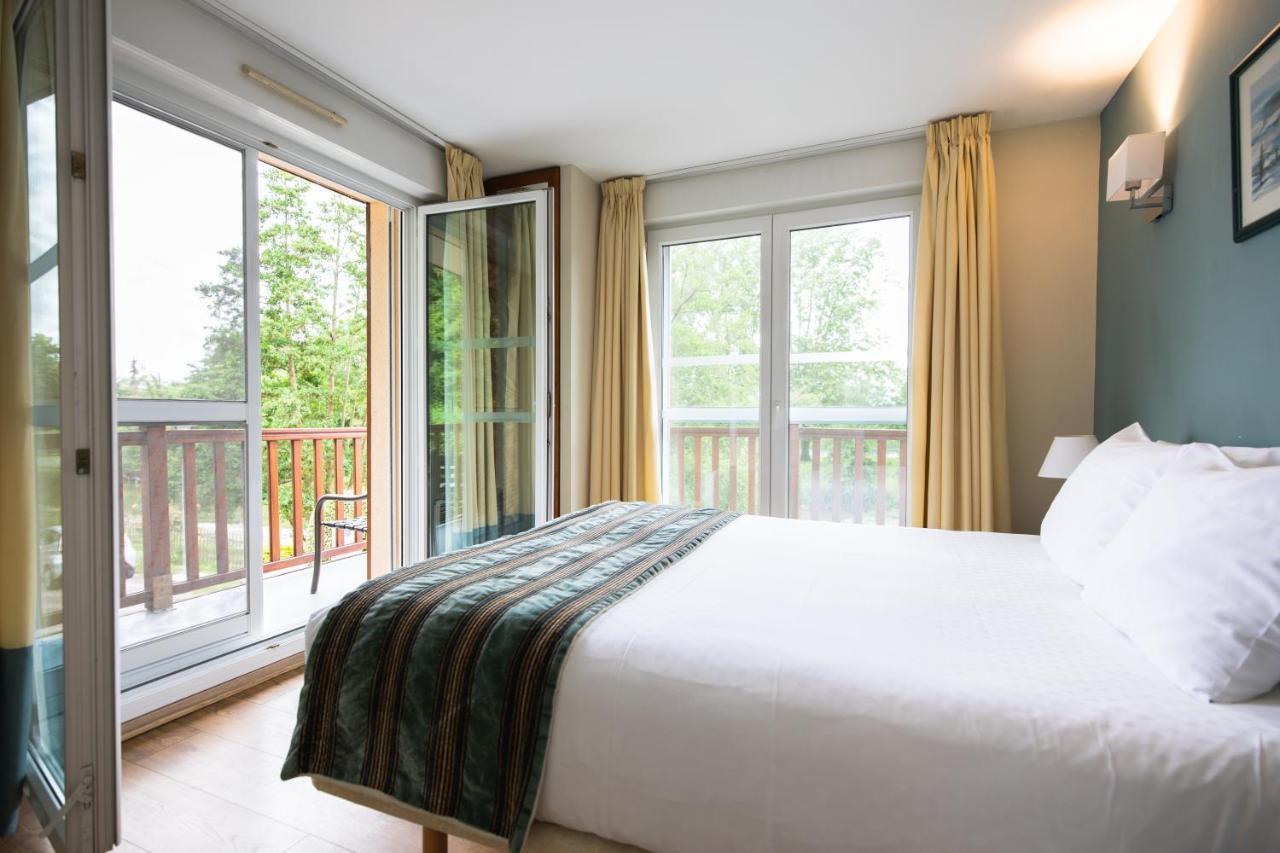 Karma Manoir Des Deux Amants Aparthotel Connelles Exterior photo